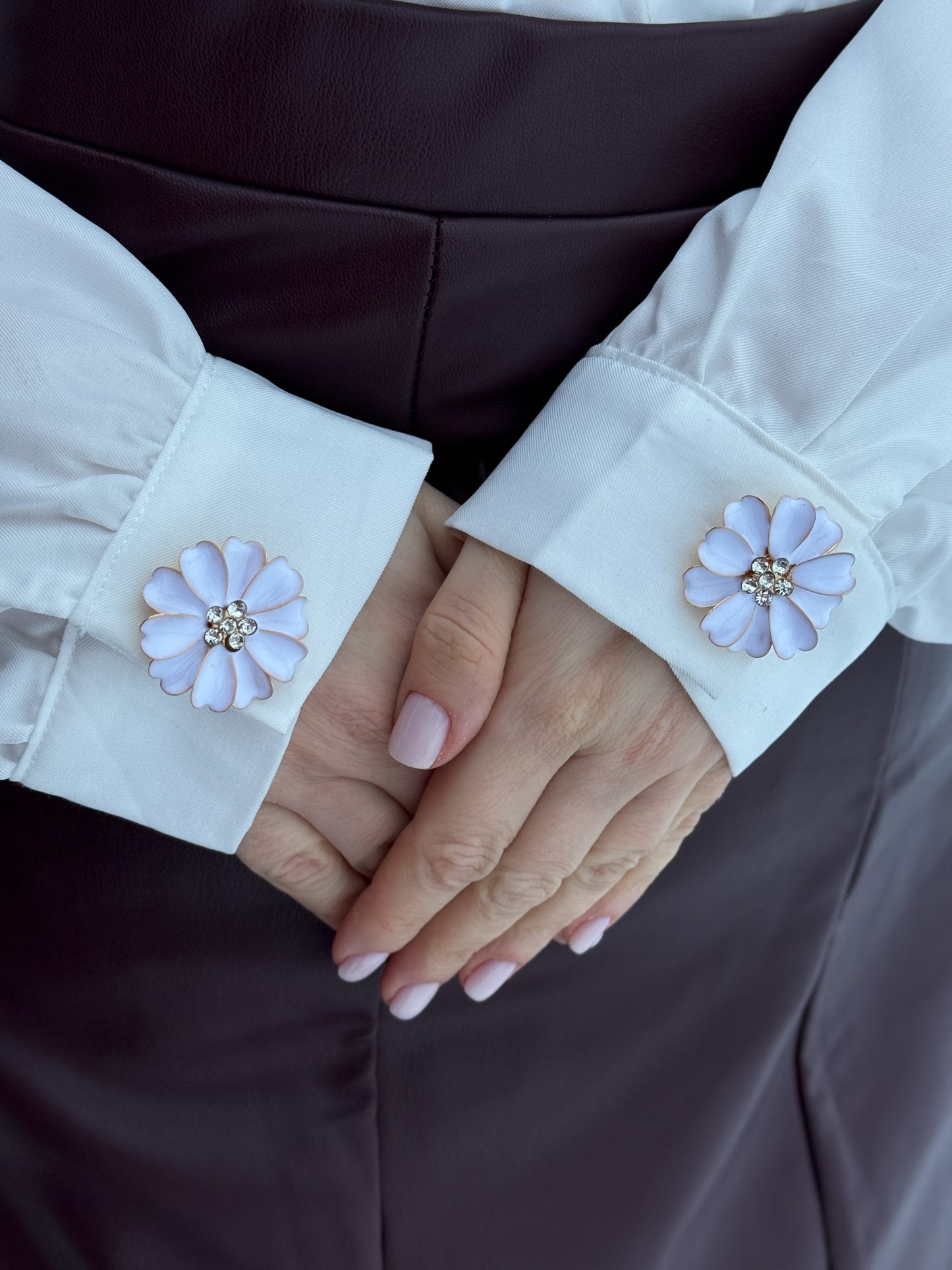 Set 2 butoni eleganti pentru camasa - Petal