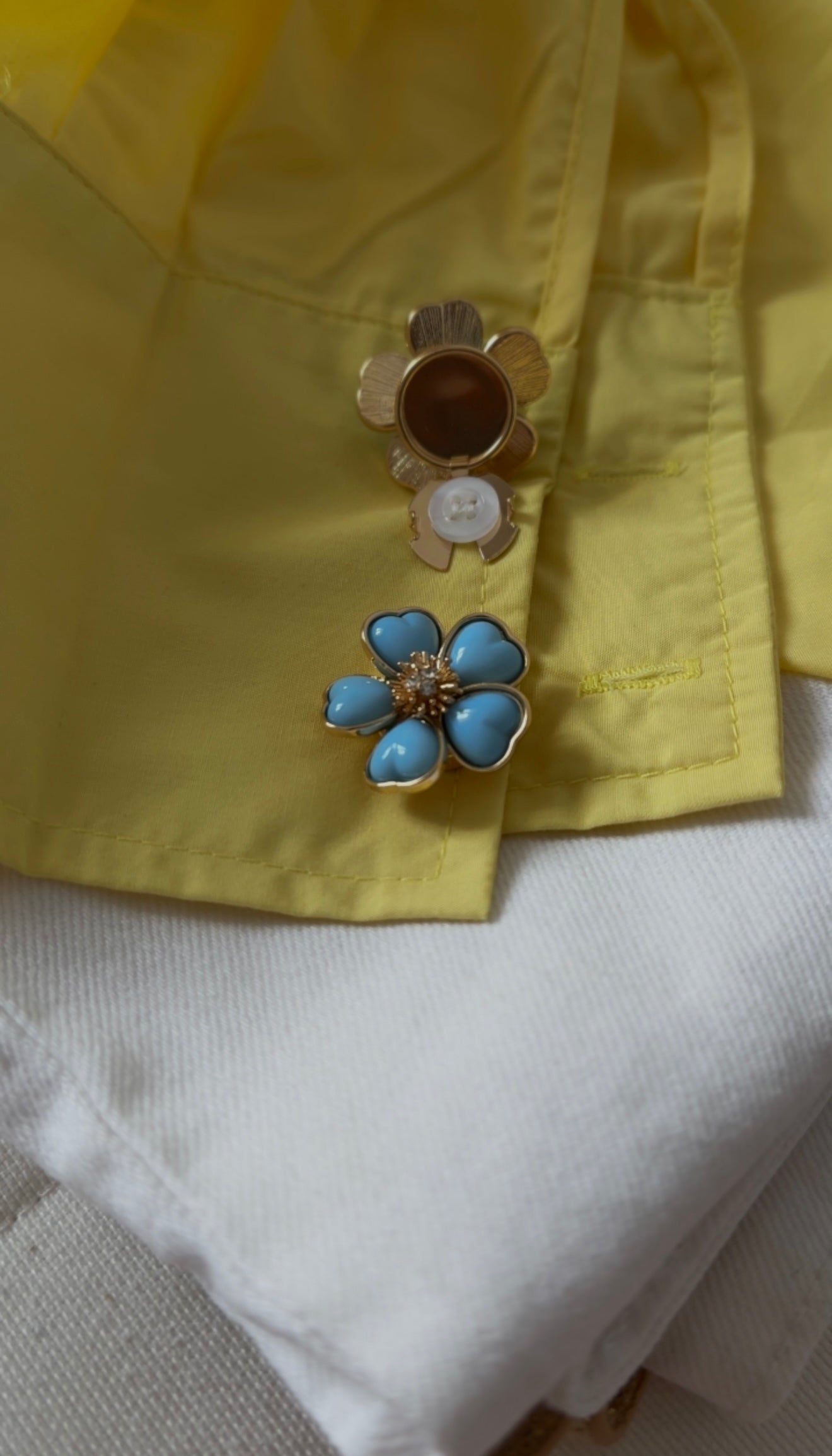 Set 2 butoni eleganti pentru camasa - Magnolia