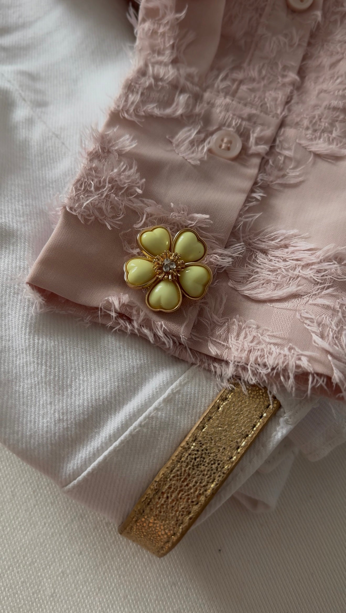 Set 2 butoni eleganti pentru camasa - Magnolia
